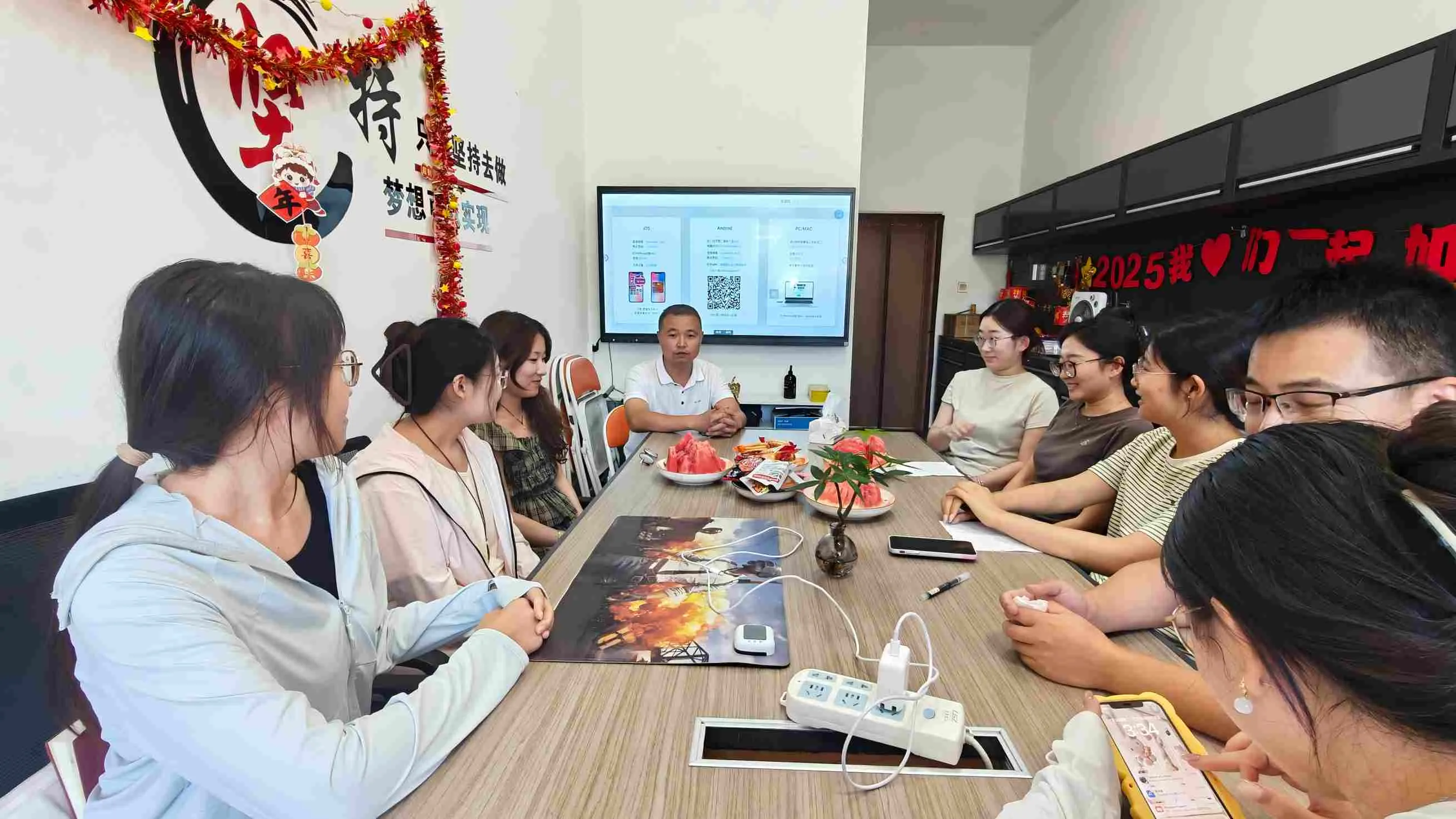 JOJO Pack held a welcome tea party for new employees.
